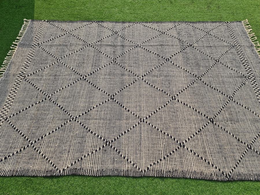 Flatweave kilim rug in black and grey, woven to order