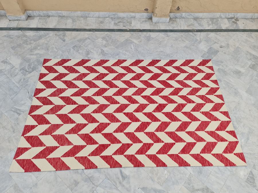 Flatweave kilim rug in red and white, handwoven on our own looms