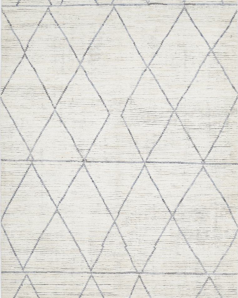 Beni-style moroccan rug in ivory and cream, 327 × 197 cm, made to the customer's measurements