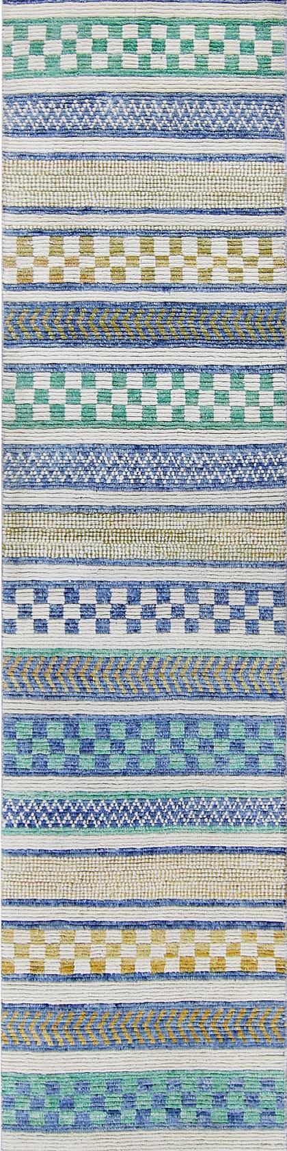 Custom handwoven runner rug in beige and sage measuring 550 × 91 cm