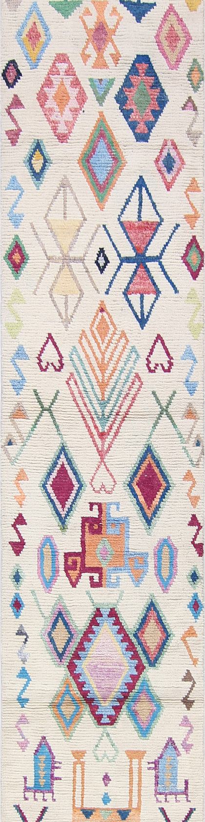 Handwoven runner rug in cream and grey, 479 × 87 cm, made to the customer's measurements