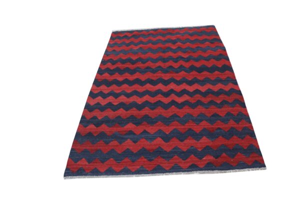 Black and Red Zigzag Flatweave Wool Rug - Image 2