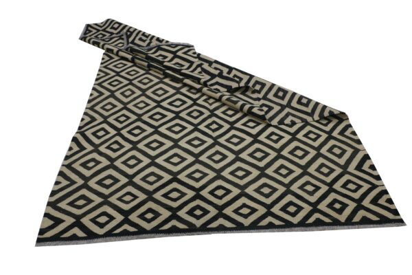 Durable Black and White Geometric Flatweave Wool Rug for Busy Spaces - Image 5