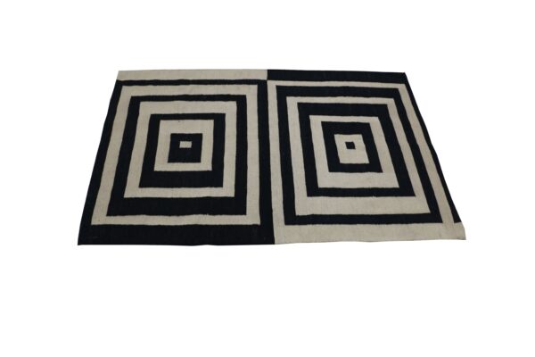 Black and White Geometric Flatweave Wool Rug for Living Spaces - Image 2