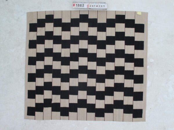 Handcrafted Black and White Checkered Flatweave Wool Rug for Artisanal Charm - Image 4