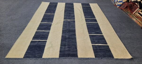 Monochromatic Striped Flatweave Wool Rug for Modern Living Spaces