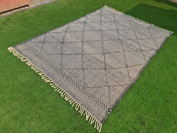 Black and Grey Geometric Flatweave Wool Rug - Image 2