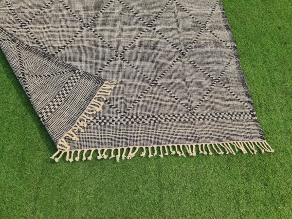 Black and Grey Geometric Flatweave Wool Rug - Image 7