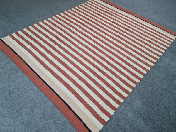 Timeless Red and White Straigh line Flatweave Wool Rug for Enduring Style - Image 3