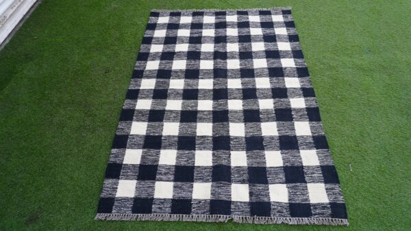 Black and White Checkered Flatweave Wool Rug - Image 8