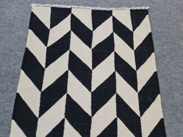 Black and White Checkered Flatweave Wool Rug - Image 3