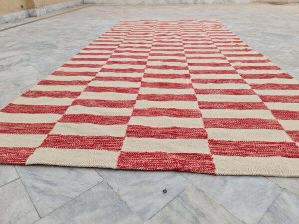 Boujad Red and White Striped Flatweave Wool Kilim for High-Traffic Areas - Image 2