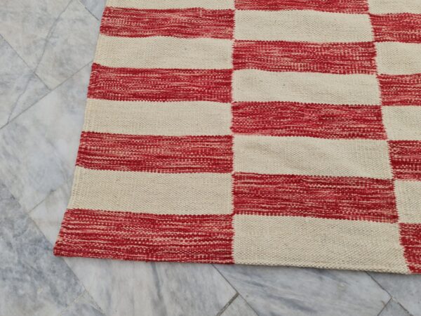 Boujad Red and White Striped Flatweave Wool Kilim for High-Traffic Areas - Image 4