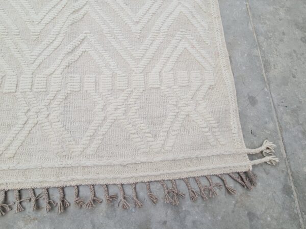 White and Beige Moroccan Hand Knotted Wool Rug - Image 5