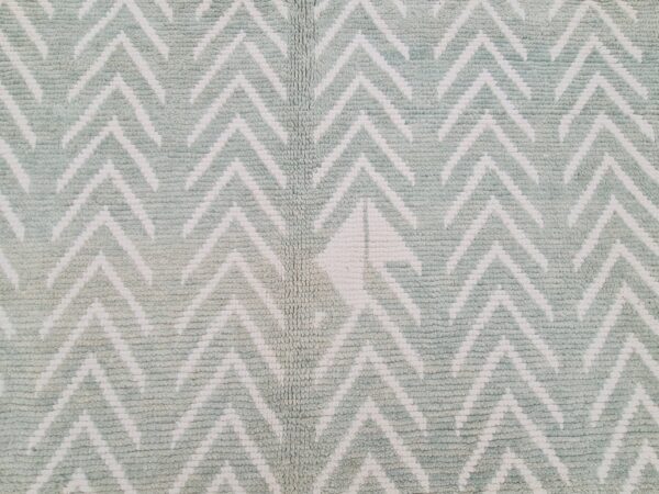 Green and White Moroccan Hand Knotted Wool Rug - Image 7