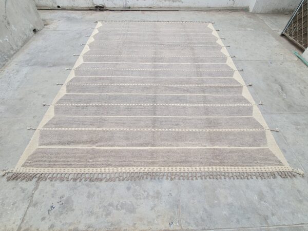 Grey and White Moroccan Hand Knotted Wool Rug - Image 3