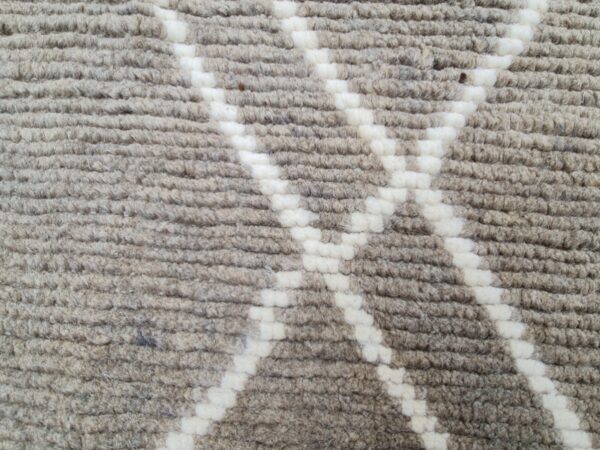 Brown and White Moroccan Hand Knotted Wool Rug for a Cozy Feel - Image 9