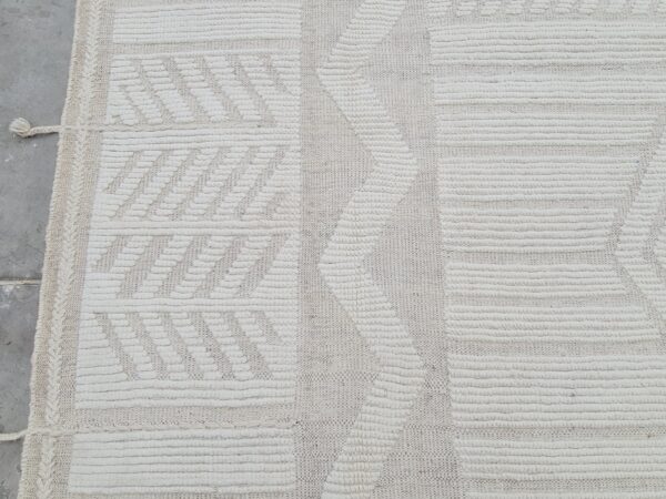 White and Beige Moroccan Hand Knotted Wool Rug - Image 5