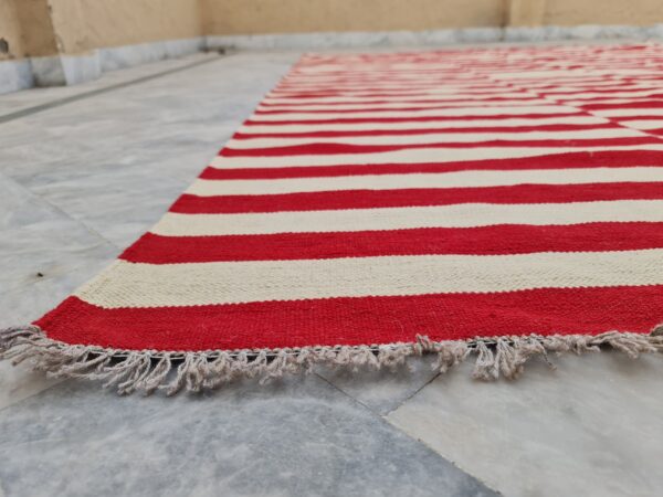 Red and White Horizental Line contrast Striped Flatweave Wool Rug - Image 4