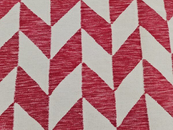 Red and White Checkered Flatweave Wool Rug - Image 6