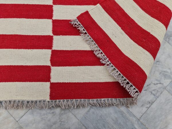 Red and White Horizental Line contrast Striped Flatweave Wool Rug - Image 6